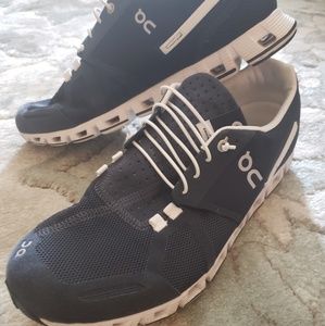 Mens On Running Cloud Tennis Shoe